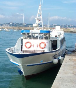 la vedette Port Fid&egrave;le &agrave; la cale de Dinan