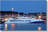 Saint-Malo (2008-08-15) HD1 au terminal ferry de nuit